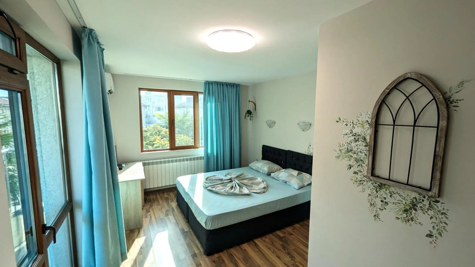 Guest House Sineva Primorsko Bulharsko